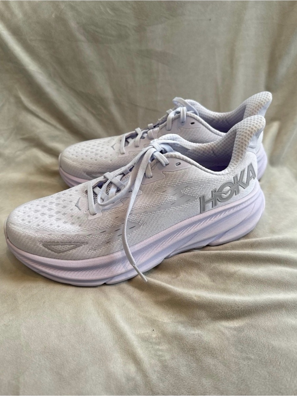 Hoka One One Clifton 9 Starlight Glow - Picture 4 of 8
